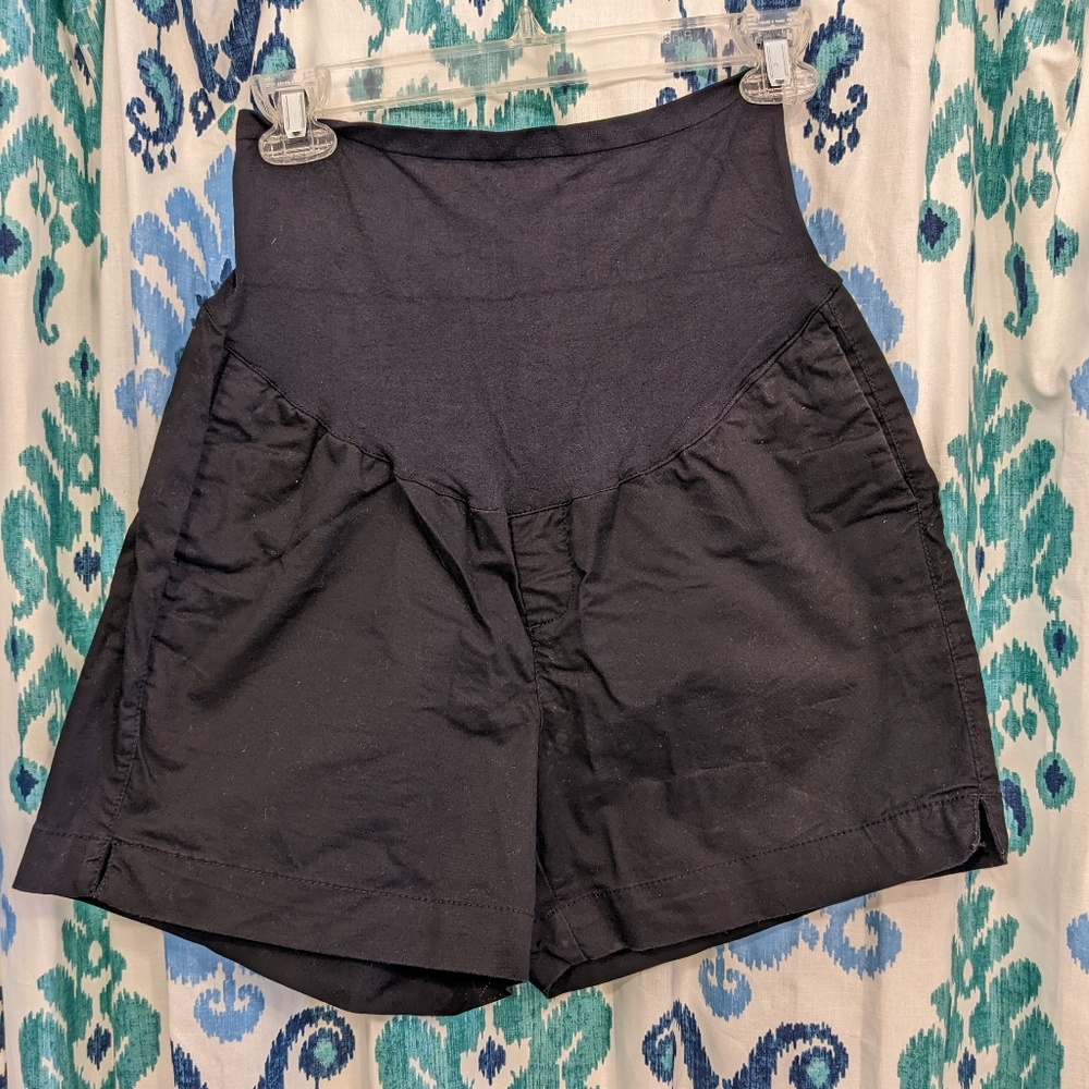 Old Navy maternity shorts